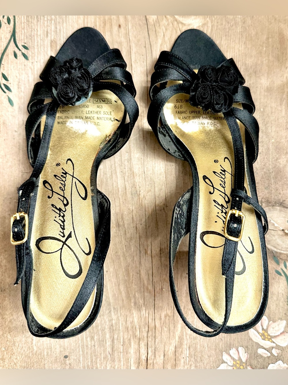 Judith Leiber Black Floral Satin Slingback Heels